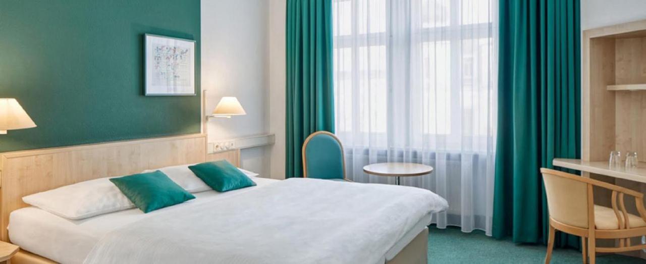 Hotel Kaiserin Augusta 3*